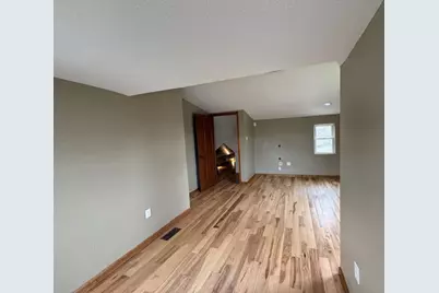 111 E Peach Street, Centralia, IL 62801 - Photo 37