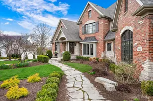 11446 Brighton Oaks Dr, Yorkville, IL 60560 - Photo 3