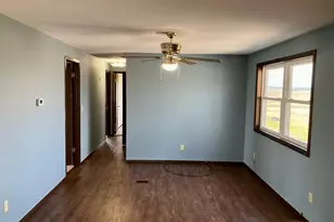 26292 Covell Rd, Sterling, IL 61081 - Photo 5