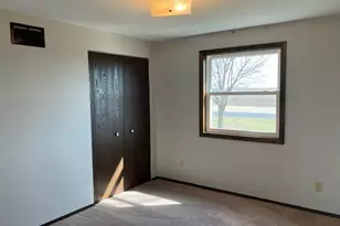26292 Covell Rd, Sterling, IL 61081 - Photo 17