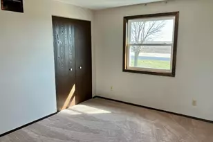 26292 Covell Rd, Sterling, IL 61081 - Photo 11