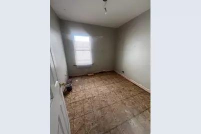 2221 N 73rd Court, Elmwood Park, IL 60707 - Photo 7