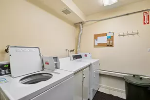 10820 Kilpatrick Ave, Oak Lawn, IL 60453 - Photo 15