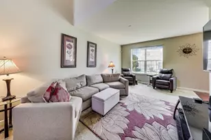 222 Owen St, Matteson, IL 60443 - Photo 3