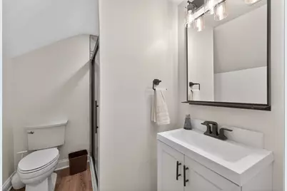 305 W Exchange Street #B, Sycamore, IL 60178 - Photo 19