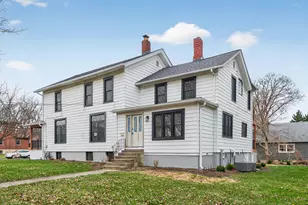 305 W Exchange St, Sycamore, IL 60178 - Photo 25