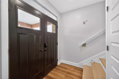 305 W Exchange Street #B, Sycamore, IL 60178 - Photo 5