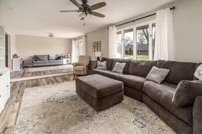 1816 Wolff Drive, Marion, IL 62959 - Photo 9