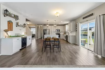 2328 Thunder Gulch Road, Montgomery, IL 60538 - Photo 7