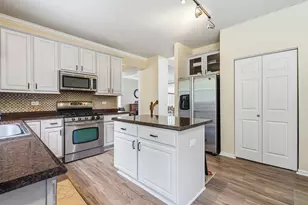 1968 W Brimstone Rd, Romeoville, IL 60446 - Photo 7