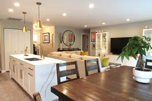 1863 Castle Pines Cir, Elgin, IL 60123 - Photo 9