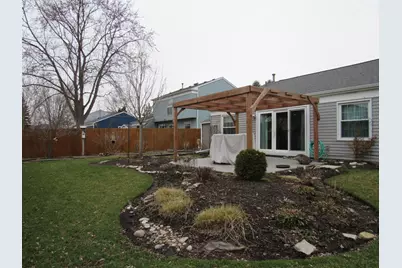 1863 Castle Pines Circle, Elgin, IL 60123 - Photo 25