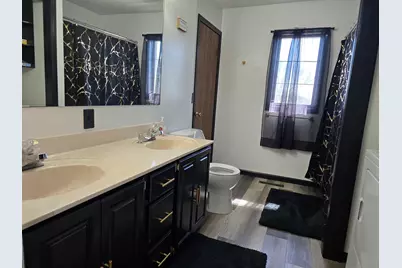 812 10th Avenue, Fulton, IL 61252 - Photo 13