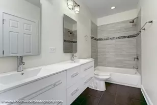 2329 W Barry Ave, Chicago, IL 60618 - Photo 7