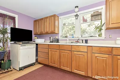 305 Blanchard Street, Harvard, IL 60033 - Photo 7