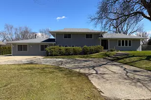 12747 S 81st Ct, Palos Park, IL 60464 - Photo 1