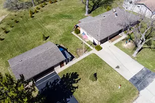 3709 Hawthorne St, Harvard, IL 60033 - Photo 33