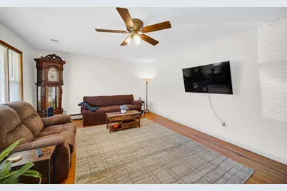 3709 Hawthorne Street, Harvard, IL 60033 - Photo 5