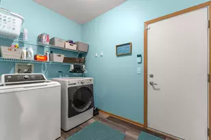 24303 Linden Ln, Plainfield, IL 60585 - Photo 17