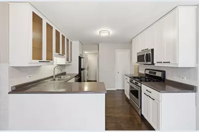 447 Thorndale Court, Buffalo Grove, IL 60089 - Photo 5