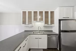 447 Thorndale Ct, Buffalo Grove, IL 60089 - Photo 7