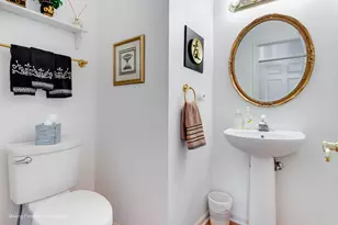 2737 Cameron Ct, Darien, IL 60561 - Photo 17