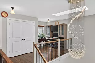 8166 W 87th St, Hickory Hills, IL 60457 - Photo 17