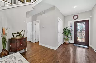 8166 W 87th St, Hickory Hills, IL 60457 - Photo 3