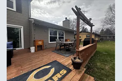 8718 Burton Road, Wonder Lake, IL 60097 - Photo 17