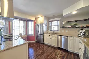 358 Westgate Terrace, Streamwood, IL 60107 - Photo 5