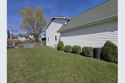 358 Westgate Terrace, Streamwood, IL 60107 - Photo 37