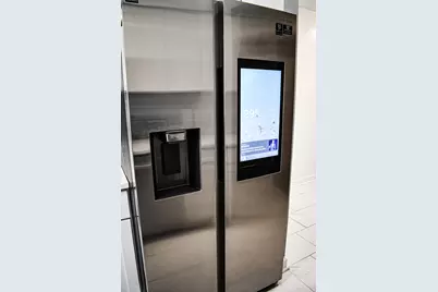 945 Commonwealth Court #4, Vernon Hills, IL 60061 - Photo 3