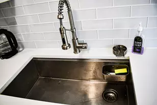 945 Commonwealth Ct, Vernon Hills, IL 60061 - Photo 11