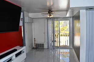 945 Commonwealth Ct, Vernon Hills, IL 60061 - Photo 13