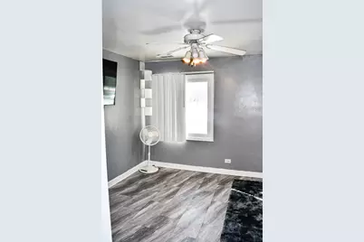 945 Commonwealth Court #4, Vernon Hills, IL 60061 - Photo 17