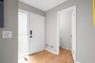 1528 Chippewa Trail, Wheeling, IL 60090 - Photo 15