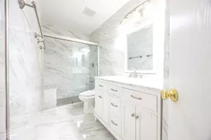 252 Balmoral Ct, Glendale Heights, IL 60139 - Photo 19