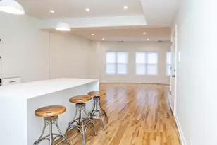 6711 S Paxton Ave, Chicago, IL 60649 - Photo 5