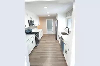 1803 Riverside Drive, McHenry, IL 60050 - Photo 5