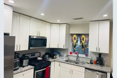 8925 Oriole Avenue, Morton Grove, IL 60053 - Photo 7