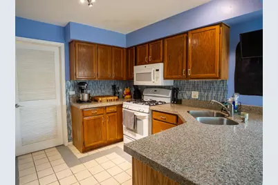 604 Sturnbridge Lane, Schaumburg, IL 60173 - Photo 11