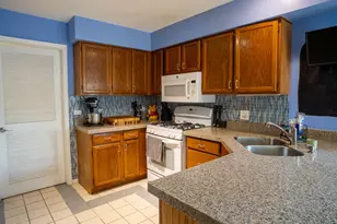 604 Sturnbridge Ln, Schaumburg, IL 60173 - Photo 11