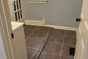 8153 S Exchange Ave, Chicago, IL 60617 - Photo 11