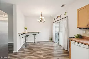 31663 TallGrass Ct, Lakemoor, IL 60051 - Photo 9