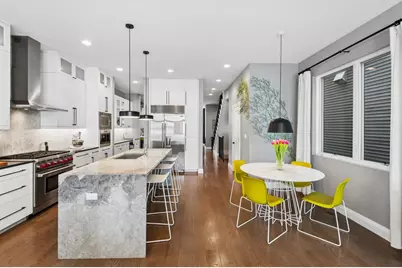 3717 N Hermitage Avenue, Chicago, IL 60613 - Photo 11