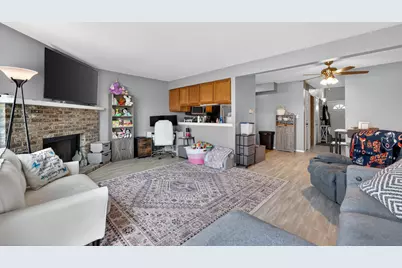 842 N Tamarac Boulevard, Addison, IL 60101 - Photo 5