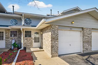 842 N Tamarac Boulevard, Addison, IL 60101 - Photo 1