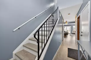 842 N Tamarac Blvd, Addison, IL 60101 - Photo 3