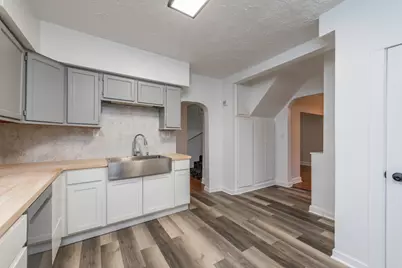 3020 Ezekiel Avenue, Zion, IL 60099 - Photo 5