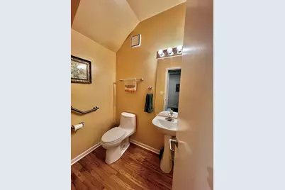 [Address not provided], Evanston, IL 60201 - Photo 9